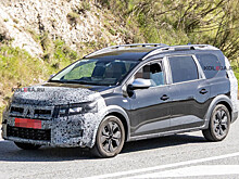 Обновлённый Dacia Jogger заметили на тестах