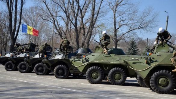СП: Молдавия готовиться воевать с Россией, но та на войну не собирается