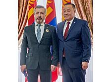 Президент Монголии наградил россиянина орденом «Полярная звезда»