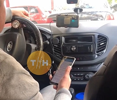 Нижегородский таксист сочинил стихотворение для своих пассажирок