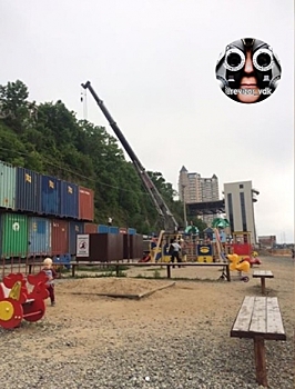 Очередной склад контейнеров появился в центре Владивостока