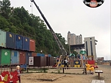 Очередной склад контейнеров появился в центре Владивостока