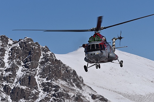 На Эльбрусе испытали вертолет для эвакуации туристов с высоты