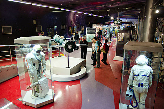 Столичных школьников приглашают на занятия в Музей космонавтики