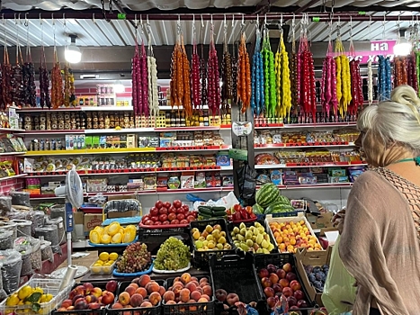 Названа популярная диета, которая помогает защититься от онкологии