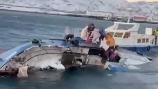 Туристическая лодка утонула в Мурманской области