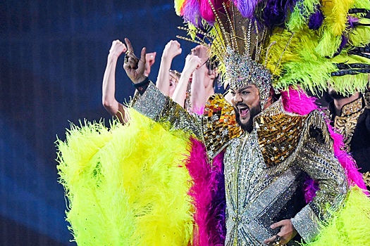 Фото: Филипп Киркоров - в роли Петра Великого в ремейке "Ивана Васильевича"