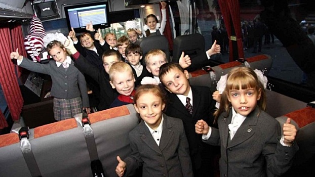 В Ишиме ученикам провели урок в школьном автобусе