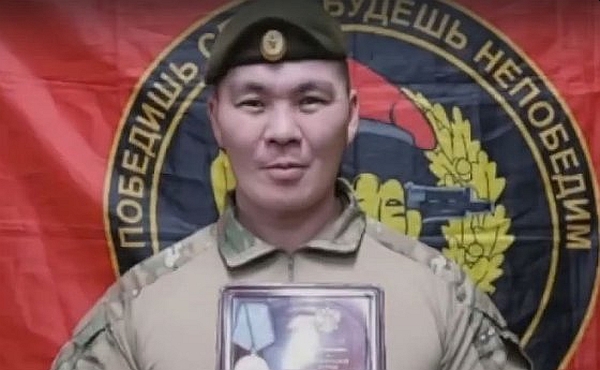 Известный алтайский танцовщик Аржан Сельбиков погиб на СВО