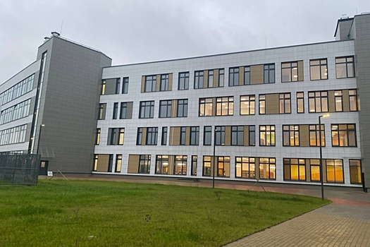 В Новоселье открыли школу на 825 мест