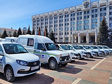 В медучреждения Самарской области поступили более ста новых машин "Скорой" и "неотложки"