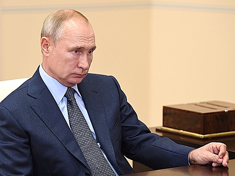 "Путин сделал прививку от ковида": Соловей предположил, что президент проверил вакцину на себе