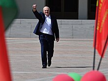 Юрий Фельштинский: Лукашенко превратился из президента в тирана (Niezależna, Польша)