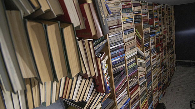 Почти 500 книг доставили в новую библиотеку этностойбища «Земля Надежды»