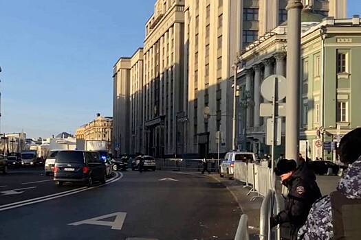 В центре Москвы перекрыли дорогу из-за прощания с Лебедевым