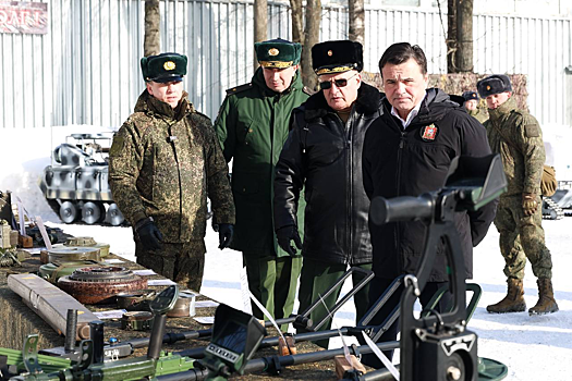 Губернатор Подмосковья Андрей Воробьев в День защитника Отечества посетил 45-ю отдельную гвардейскую инженерную бригаду