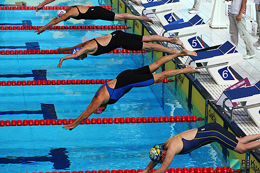 Австралийки установили мировой рекорд в комбинированной эстафете на ЧМ по плаванию на короткой воде, другие результаты