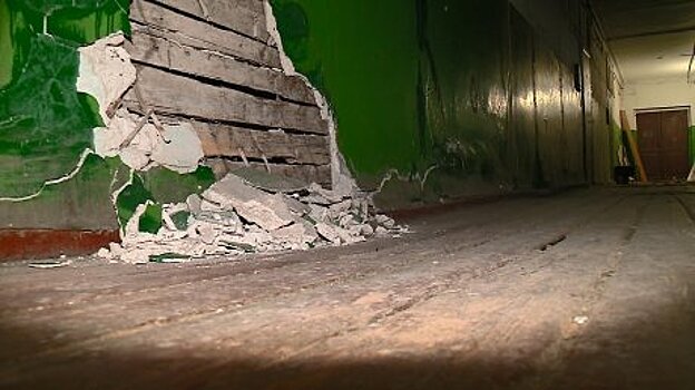 У жителей дома № 20 на улице Ленина сдают нервы