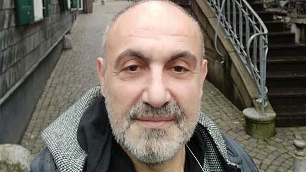 Актер из "Кухни" умер на улице в Москве