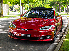 Интересная функция Tesla помогает не платить штрафы за парковку