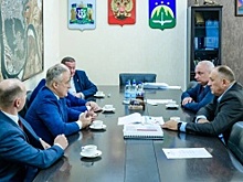 Глава Ханты-Мансийска Максим Ряшин провел рабочую встречу с представителями Межрегионального территориального управления Федеральной службы по надзору в сфере транспорта по Уральскому федеральному округу