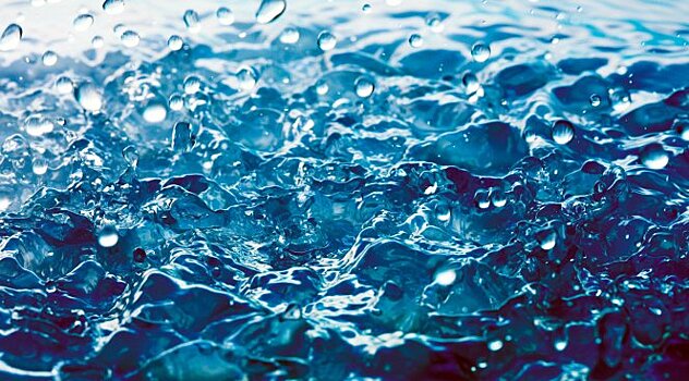 Ученые рассказали, сколько воды в день нужно пить