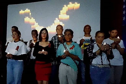 В Каракасе в День памяти и скорби зажгли "Свечу памяти"