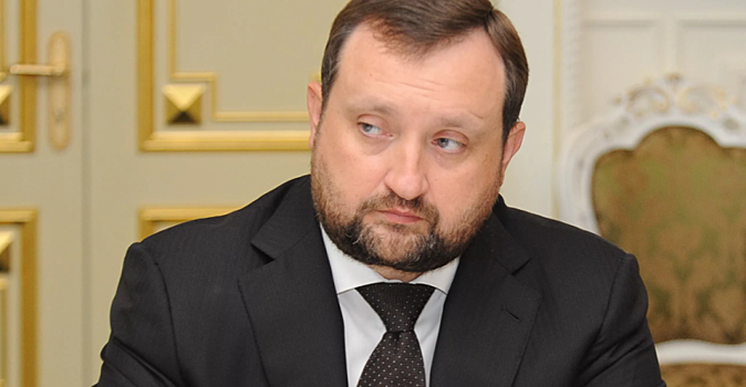 Экс-глава Нацбанка заявил о реальности дефолта Украины