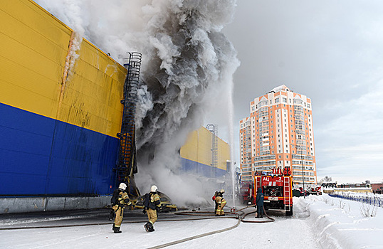 В Томске сгорел гипермаркет «Лента». Поджигатель не смог объяснить, зачем он это сделал