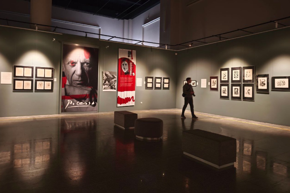 Выставка графики Пабло Пикассо в Тюмени рассказывает о нем как о друге поэтов