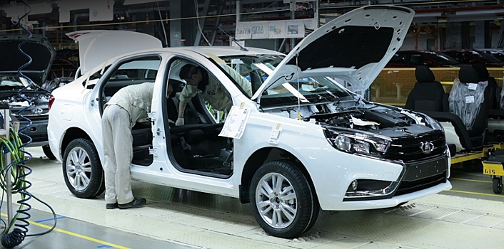 Российский автопром работает на треть своей мощности