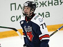 Артамонов вышел на второе место по набранным очкам в возрасте до 18 лет в истории КХЛ