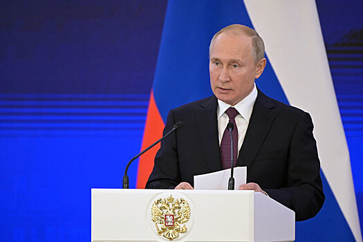 Путин подписал закон о наказании за пособничество нелегальной миграции