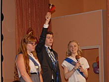 «Фильм длиною в 11 лет»: кожуховские выпускники попрощались со школой