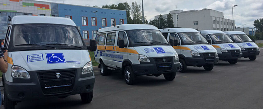 Пять автомобилей будут подвозить старшее поколение из сельской местности до больниц в Удмуртии