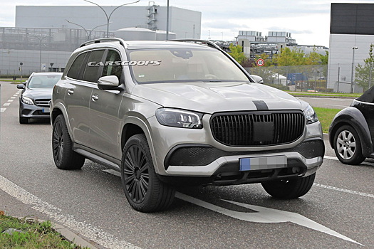 Новый Mercedes-Maybach GLS: впервые без камуфляжа