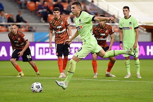 «Где берут негодяев? Бездарности!» Канчельскис — о судьях матча «Урал» — «Краснодар»