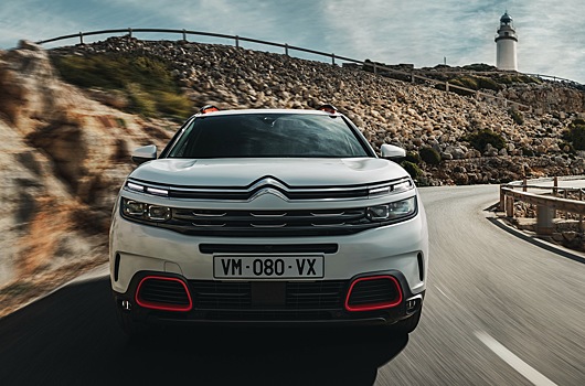 Citroen привезет в Россию кроссовер с «ковром-самолетом»