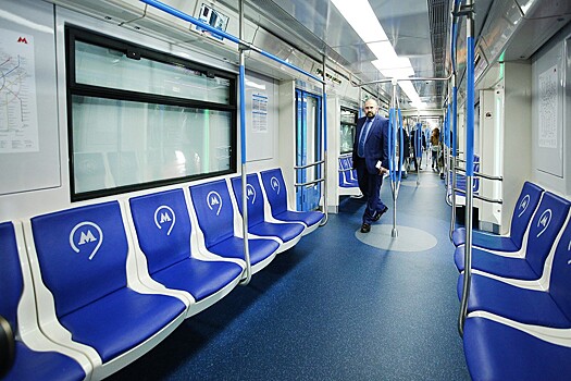 Новые поезда «Москва» полностью заменят старые вагоны на фиолетовой ветке к 2020 году