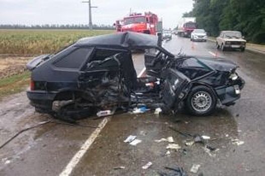 В районе Тимашевска в ДТП погиб один человек, пострадали двое