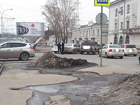 Неработающий светофор стал причиной аварии в Кемерове