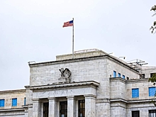 ФРС оставила базовую ставку неизменной