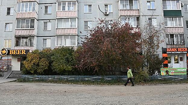 Регионам РФ могут дать право ограничивать время работы баров в домах