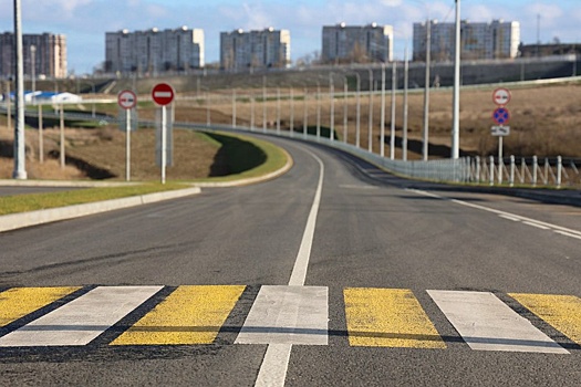 В Керчи открыли короткий подъездной путь к железнодорожной станции