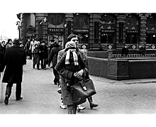 Как на чердаке нашли 30 000 снимков Ленинграда неизвестного (и очень талантливого!) фотографа