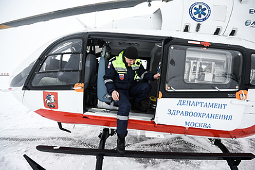 Упавшего с высоты мужчину в новой Москве эвакуировали на вертолете в больницу