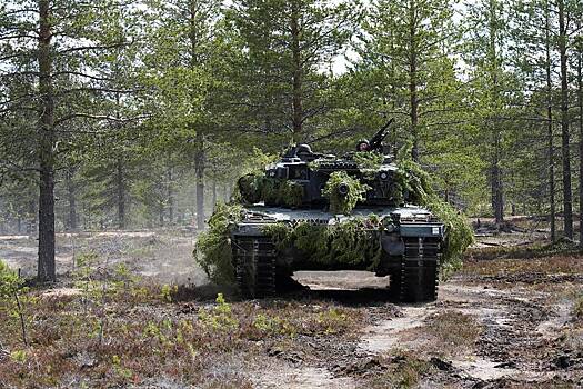 Великобритания сообщила о завершении обучения украинских танкистов