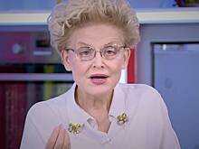 Малышева похвалила изобретение индийских ученых против воняющей обуви