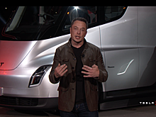 [ОБНОВЛЯЕТСЯ] Илон Маск представил фантастическую новую электрофуру Tesla Semi