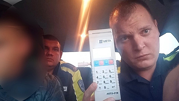 За сообщение о нарушениях правил дорожного движения полагается поощрение. ФОТО